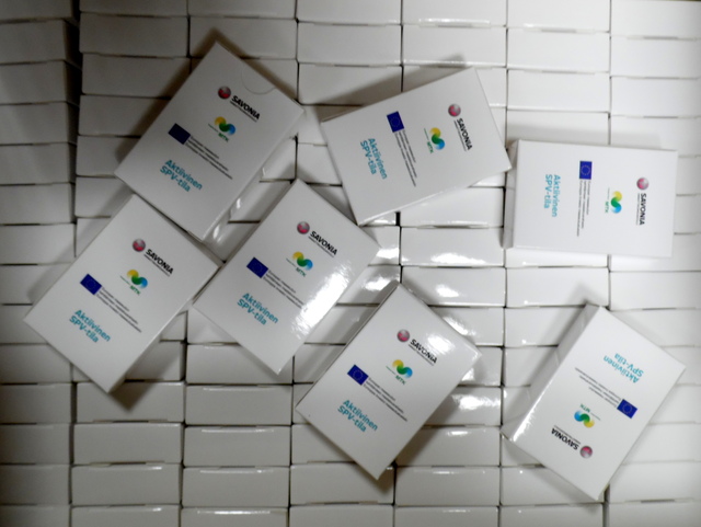 Pelikortit pakkauksessa