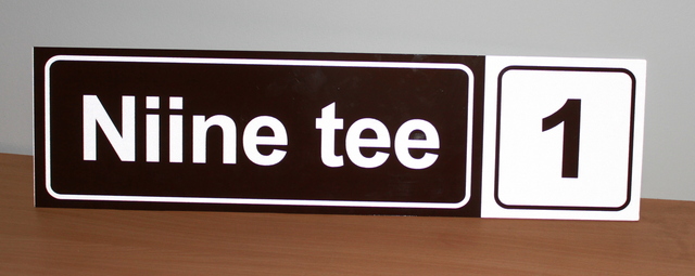 Niine tee 1 katukyltti Niine tee 1 katukyltti