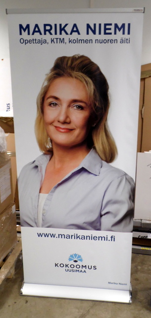 Classic Roll Up 850x2000 mm Kokoomus Classic Roll Up 850x2000 mm Kokoomus