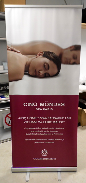 Roll-Up Globeauty Roll-Up Globeauty