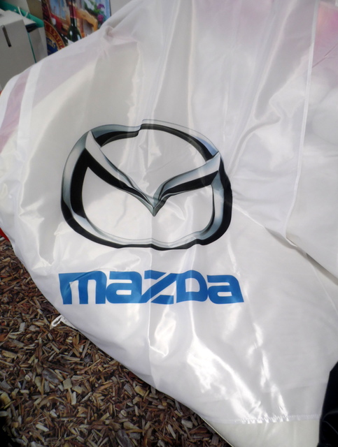 Mainoslippu Mazda Mainoslippu Mazda