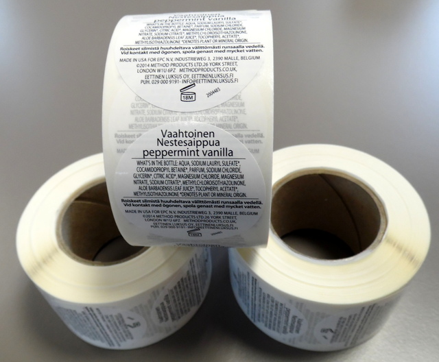 Etikettitarrat rullassa Nestesaippua Etikettitarrat rullassa Nestesaippua