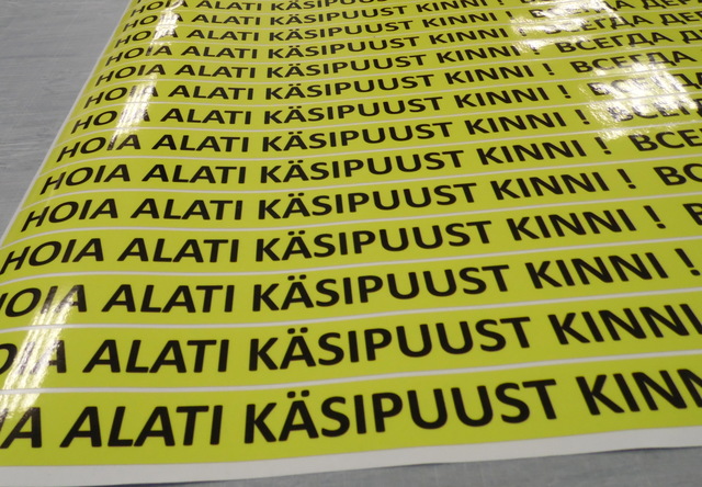 Laminoitu tarra Laminoitu tarra