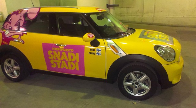 Auton yliteippaus SnadiStadi