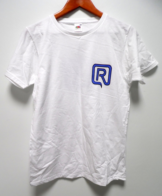 T-paita silkkipainatuksella T-paita silkkipainatuksella