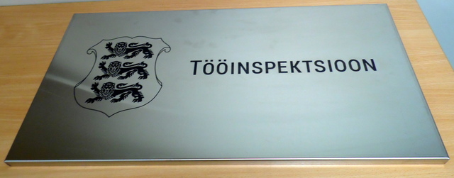 Ruostumattomasta teräksestä julkisivukyltti Tööinspektsioon Ruostumattomasta teräksestä julkisivukyltti Tööinspektsioon
